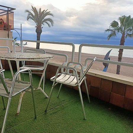 Piso Jover Alojamiento Para Mayores De 25 Anos !! Lloret de Mar Bagian luar foto