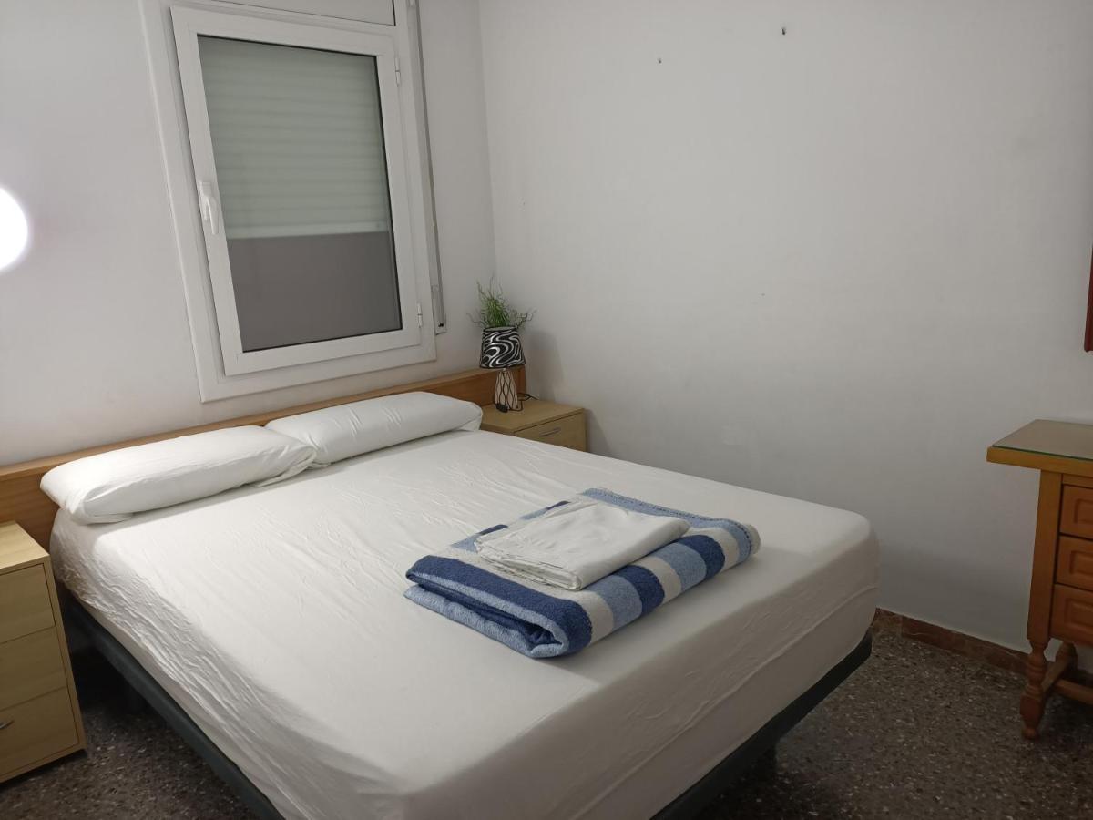 Piso Jover Alojamiento Para Mayores De 25 Anos !! Lloret de Mar Bagian luar foto
