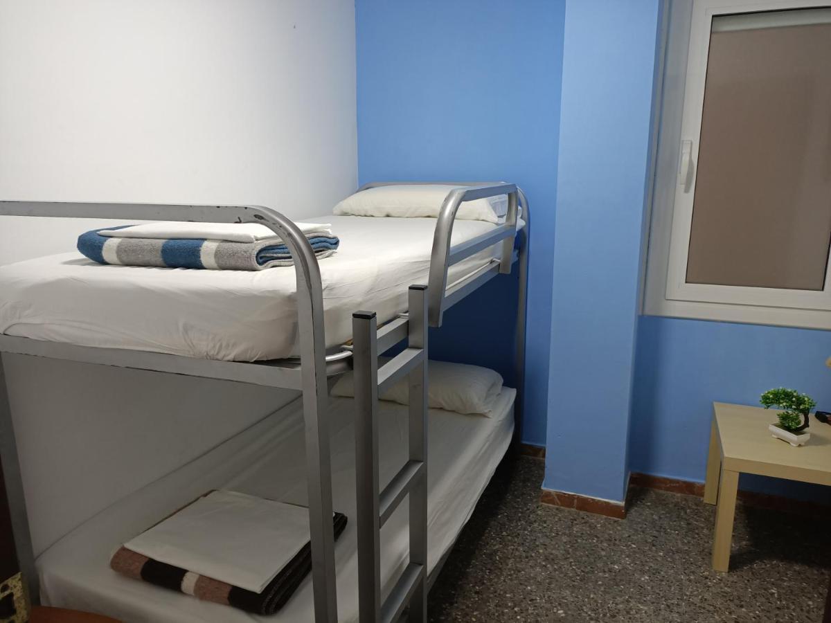 Piso Jover Alojamiento Para Mayores De 25 Anos !! Lloret de Mar Bagian luar foto