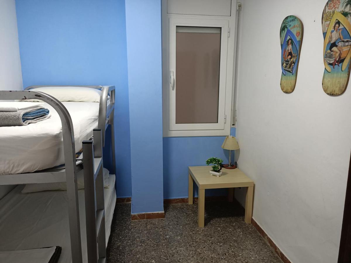 Piso Jover Alojamiento Para Mayores De 25 Anos !! Lloret de Mar Bagian luar foto