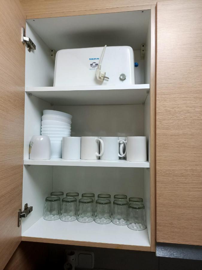 Piso Jover Alojamiento Para Mayores De 25 Anos !! Lloret de Mar Bagian luar foto