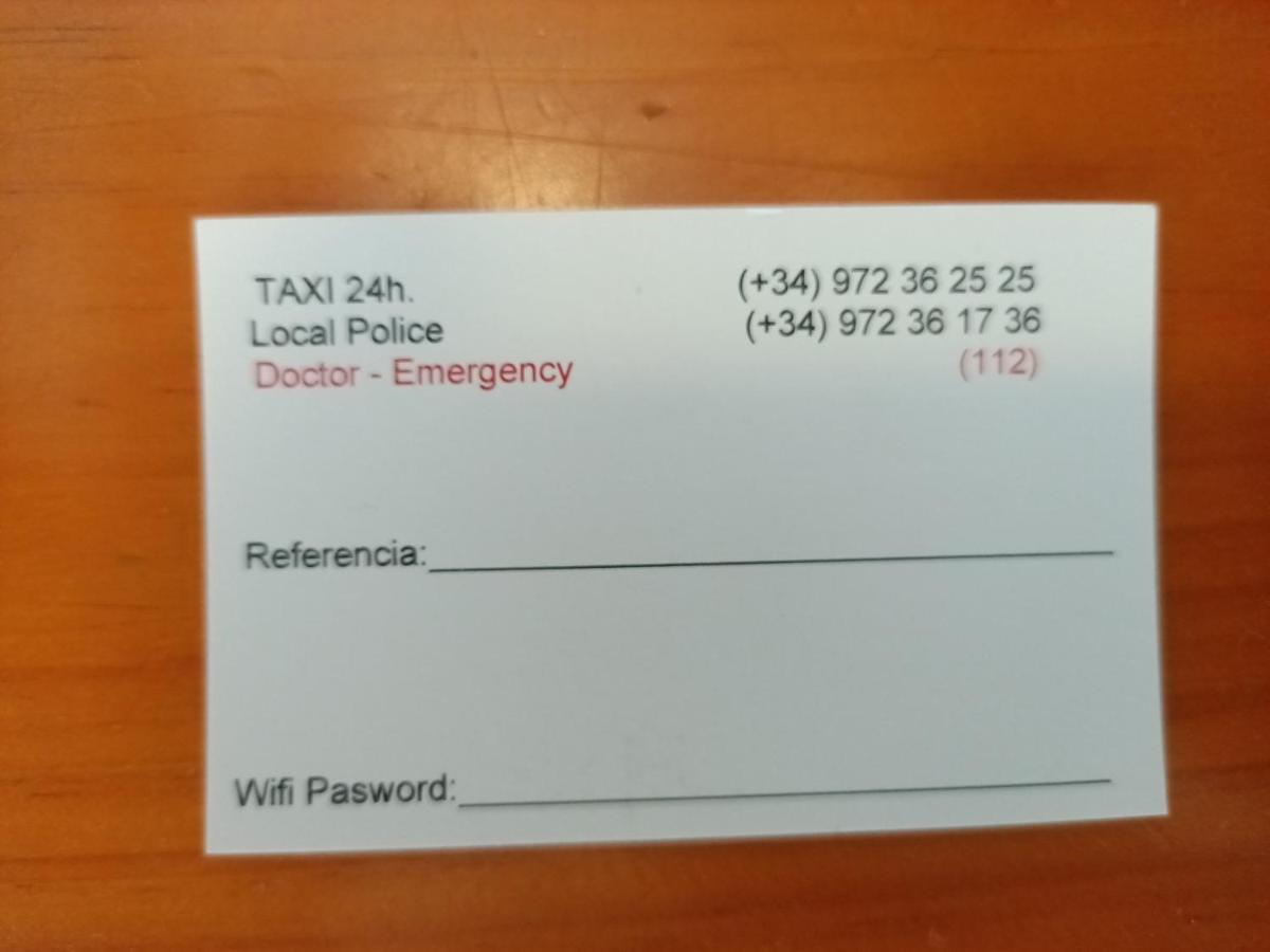 Piso Jover Alojamiento Para Mayores De 25 Anos !! Lloret de Mar Bagian luar foto