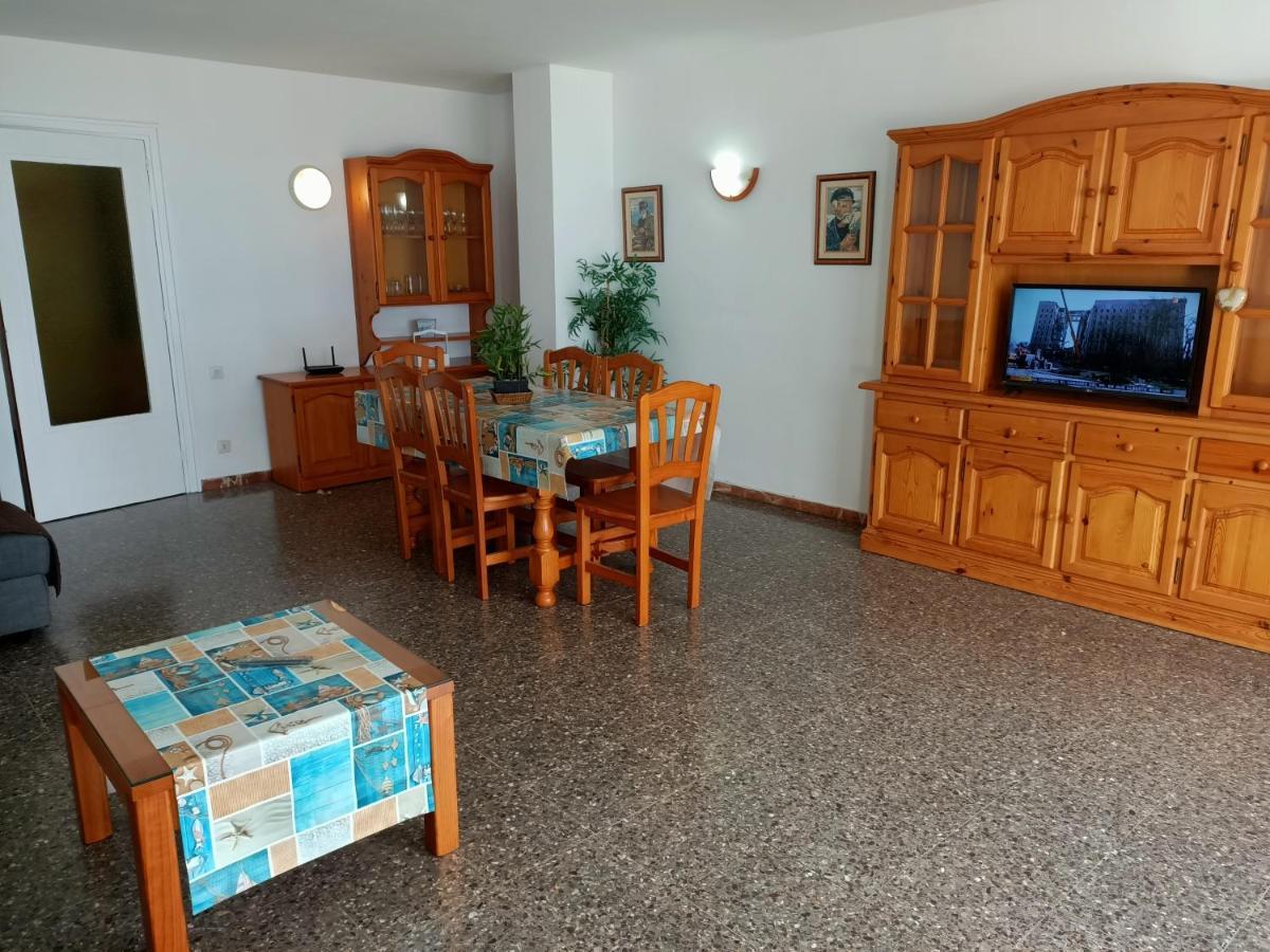 Piso Jover Alojamiento Para Mayores De 25 Anos !! Lloret de Mar Bagian luar foto